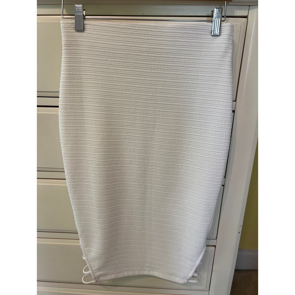 Bisou Bisou Women's White Bodycon Pencil Fitted Skirt Ribbed Textured Size XS - Picture 4 of 5